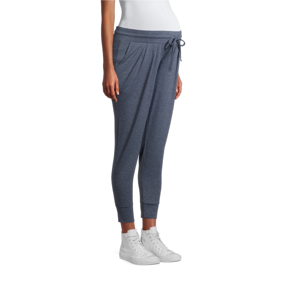 Time and tru maternity pleated joggers
